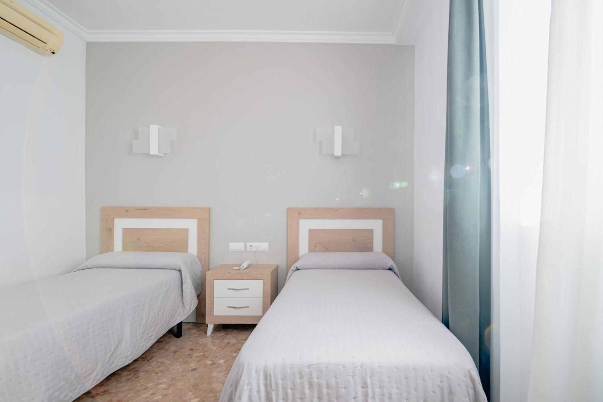 Hotel Chamizo El Arahal Ngoại thất bức ảnh