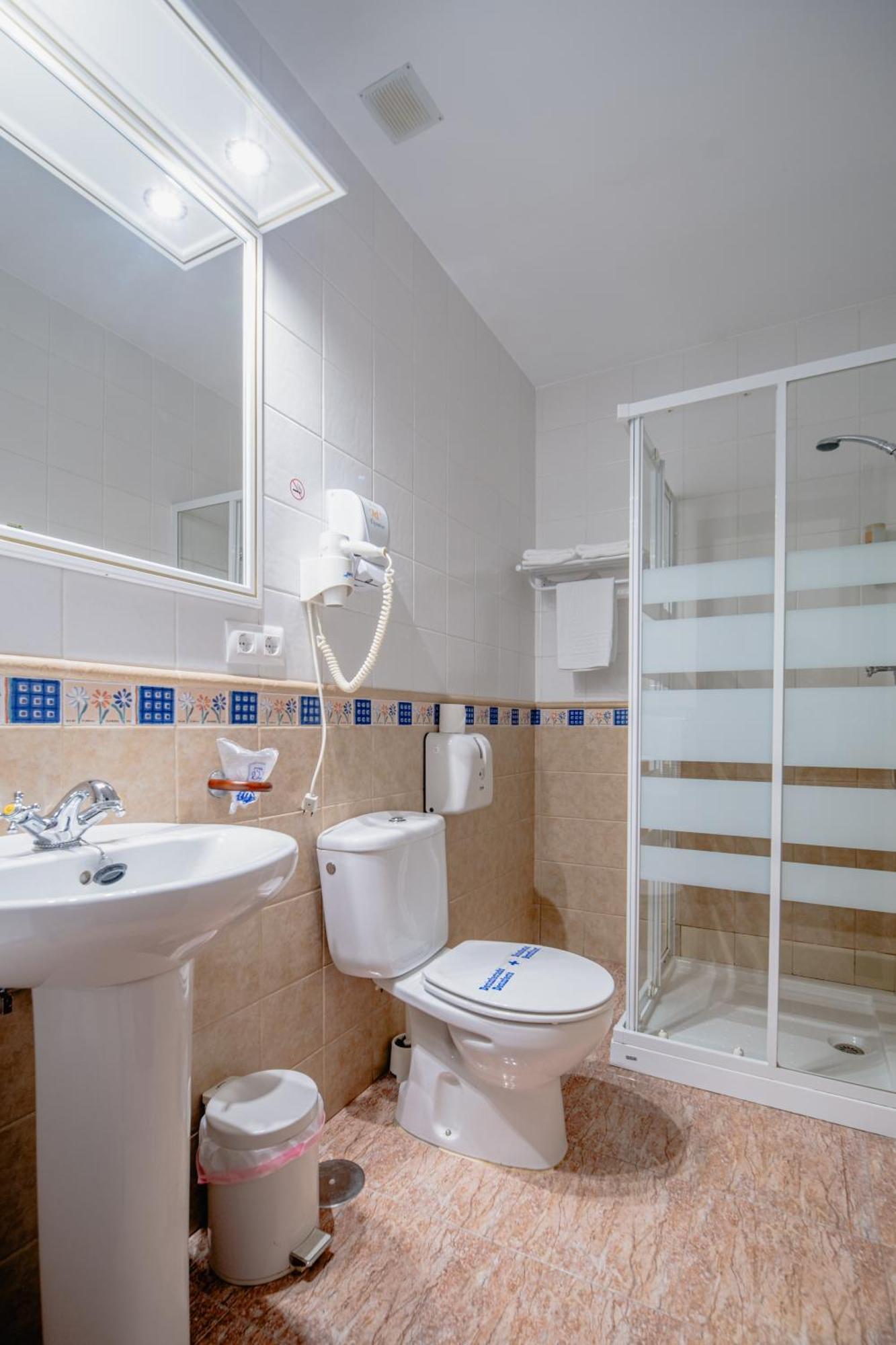 Hotel Chamizo El Arahal Ngoại thất bức ảnh