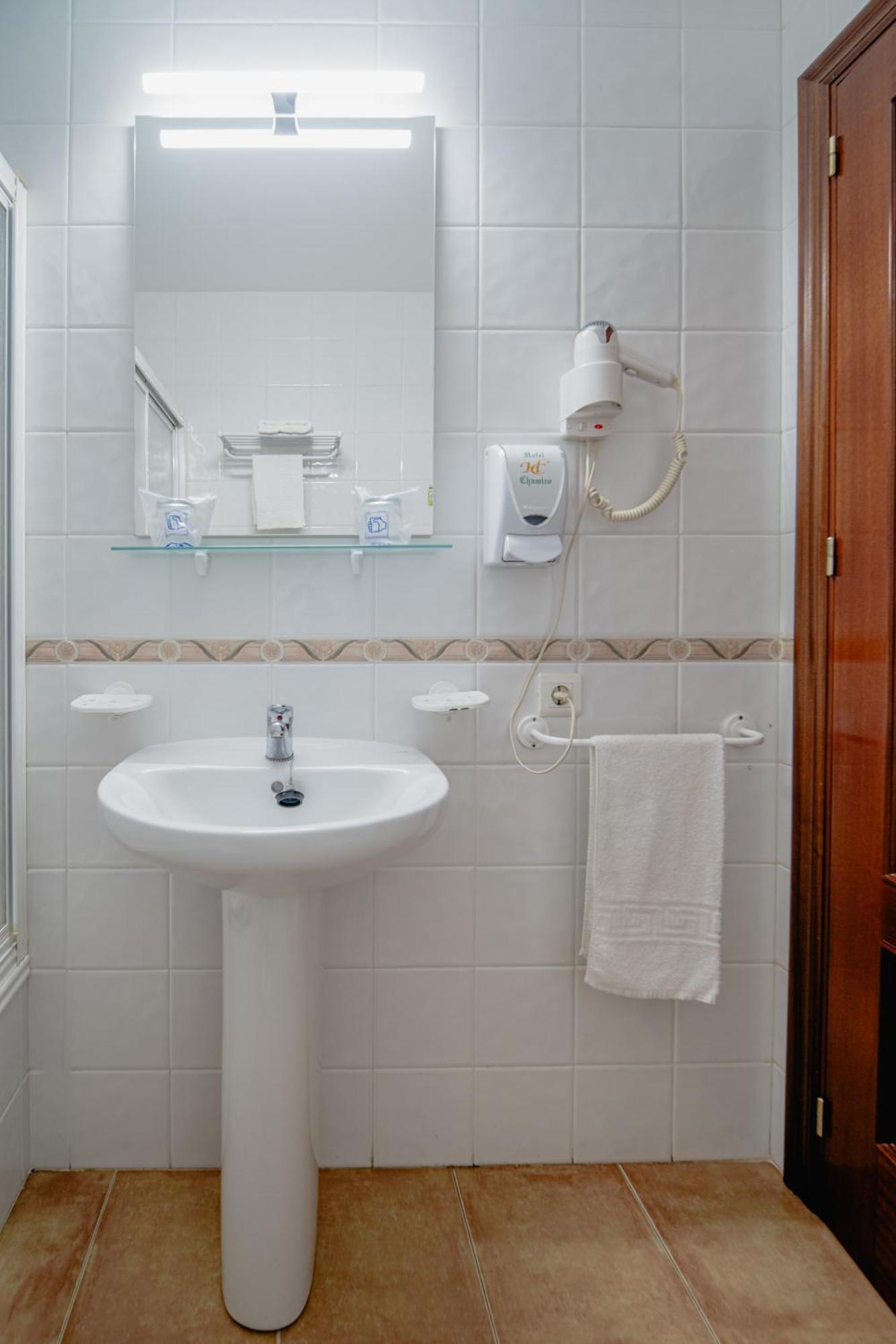 Hotel Chamizo El Arahal Ngoại thất bức ảnh